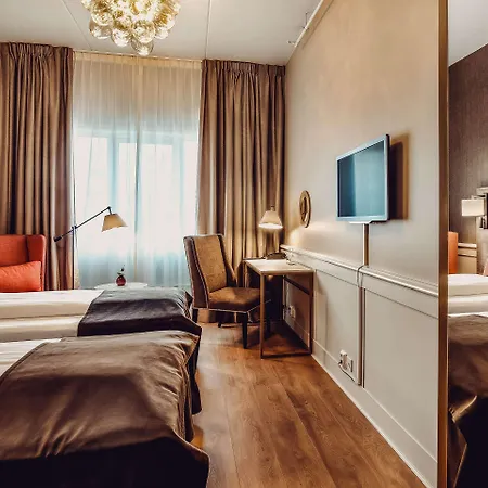 Отель Grand 4*