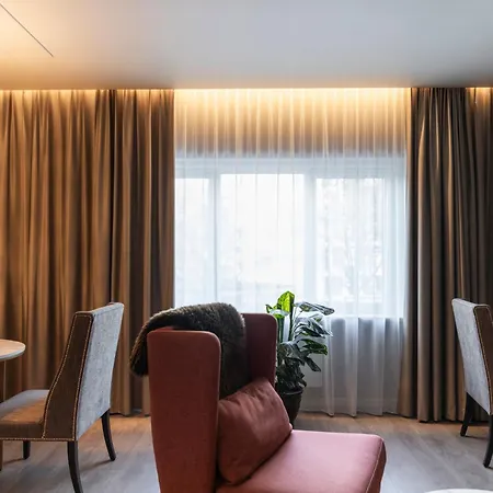Отель Grand 4*