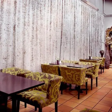 Hotel Grand 4*