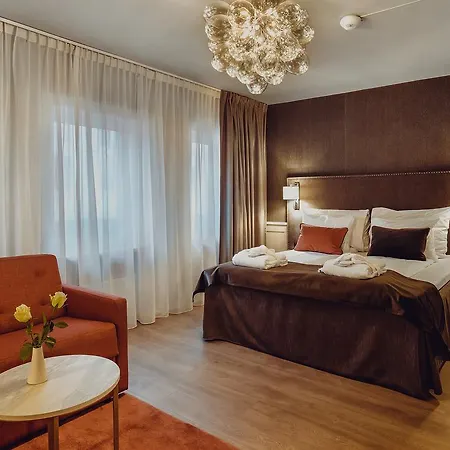 Hotel Grand 4*