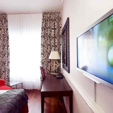 Hotel Grand 4*