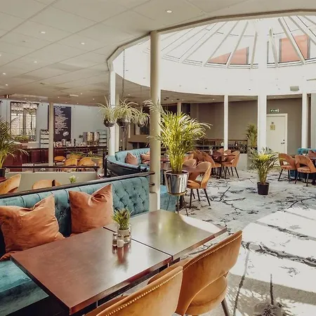 Grand Hotel